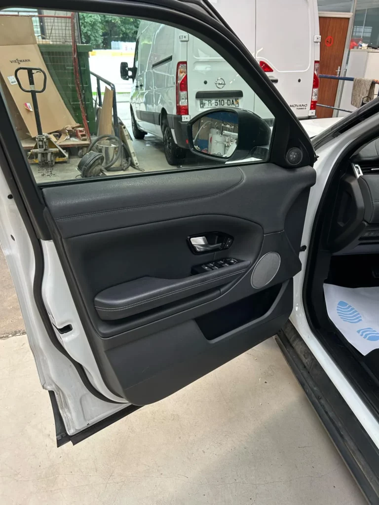intérieur du véhicule une fois lavé